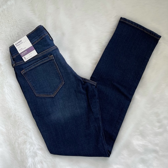 NWT‎ OLD NAVY Famous Jeans Mid Rise Straight Leg - Size 2 Regular - Picture 1 of 4